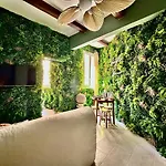 Jungle Chic Pour Couple Avec Parking Centre De Apartment *