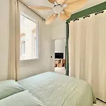 Apartamento T2 rénové avec parking à 400m des Arènes de Nîmes Nimes